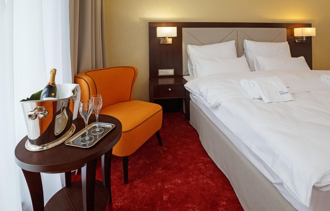 Hotel Bystra Snina Bagian luar foto