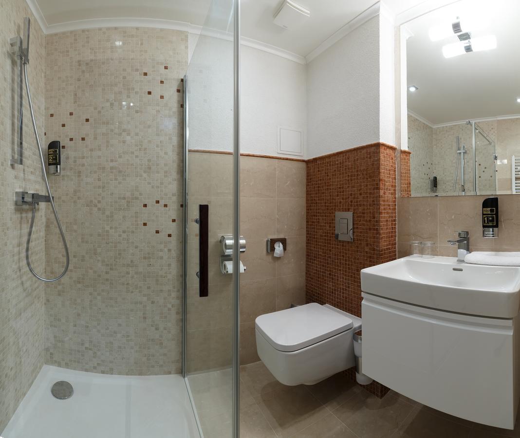 Hotel Bystra Snina Bagian luar foto