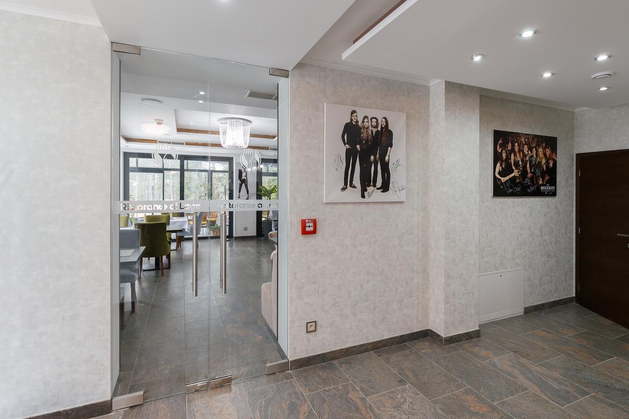 Hotel Bystra Snina Bagian luar foto