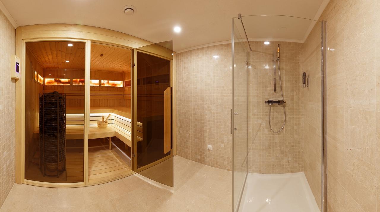 Hotel Bystra Snina Bagian luar foto
